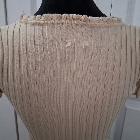 NWOT Princess Polly Beige Cropped & Ribbed Cardigan/ Top    Size S/M - Picture 14 of 16